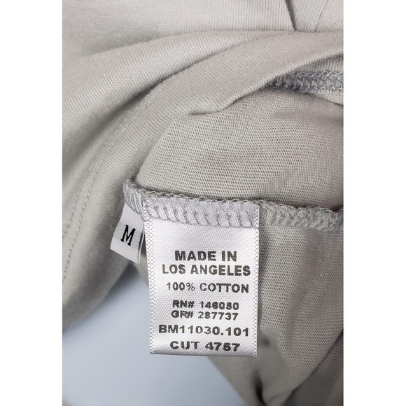 Buck Mason Tee Shirt M Gray Basic Crewneck Made In USA 100% Cotton Casual Preppy - Picture 4 of 5
